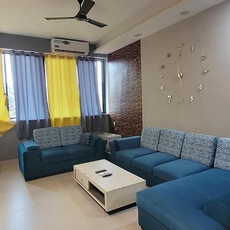 Rk 2 And 3 Bedroom Penthouse 帕纳吉 外观 照片
